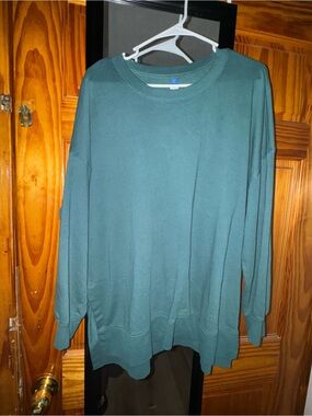 Old Navy Women's Crewneck Sweater in Teal